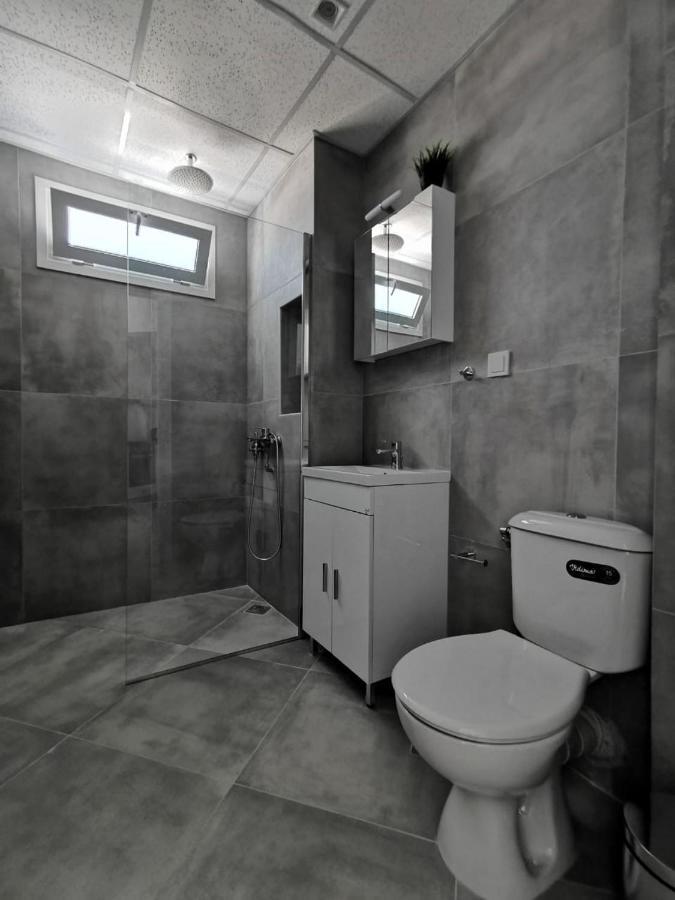Ikarus Apartment Atena Exterior foto